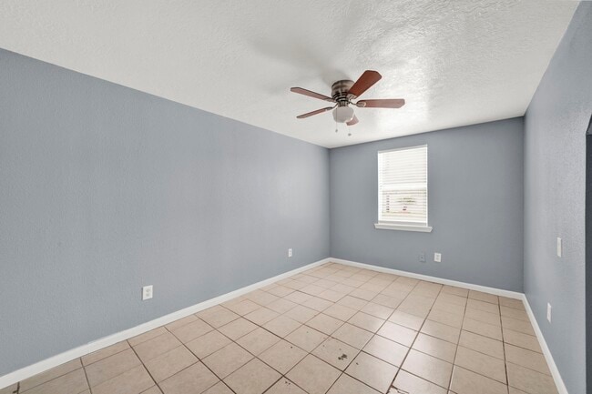 Building Photo - 1009 Witter St