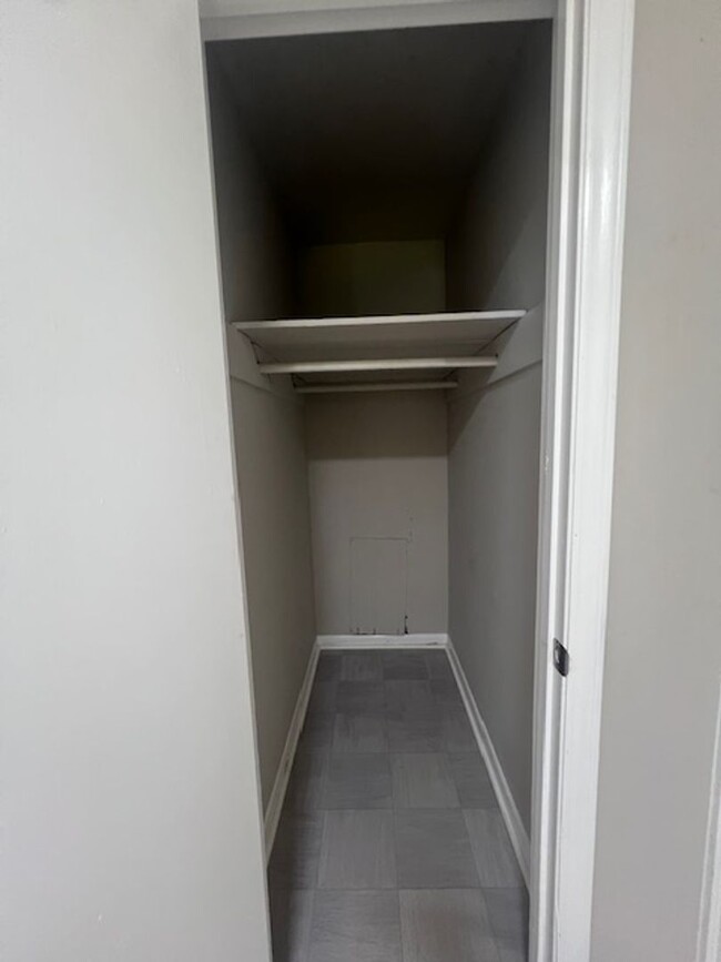 Foto del edificio - 4941 Fieldcrest Dr