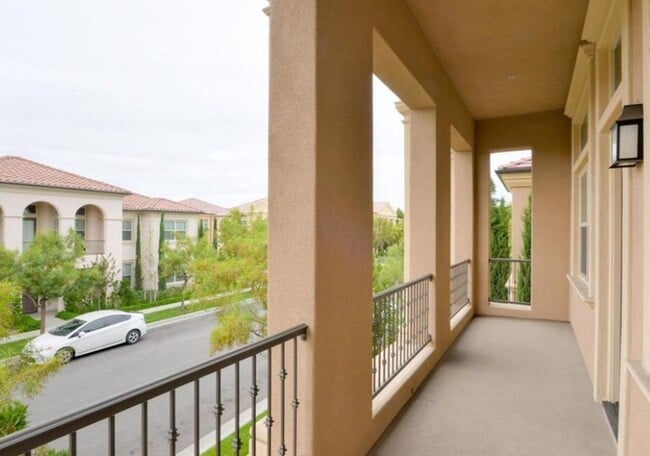 Building Photo - Gorgeous home in Irvine's most desirable Village of Stonegate