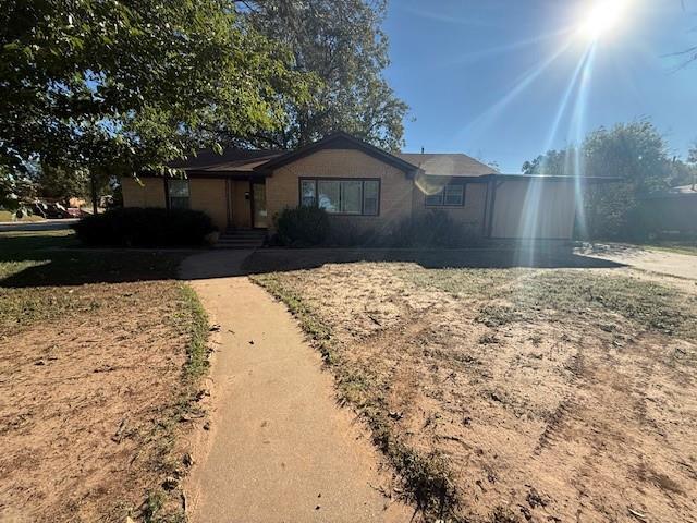 Primary Photo - 2125 Cedar Crest Dr