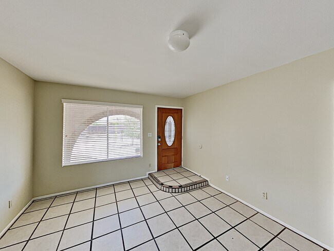 Foto del edificio - 8610 S 19th St