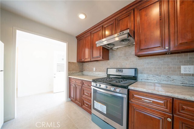 Foto del edificio - 517 N Soldano Ave