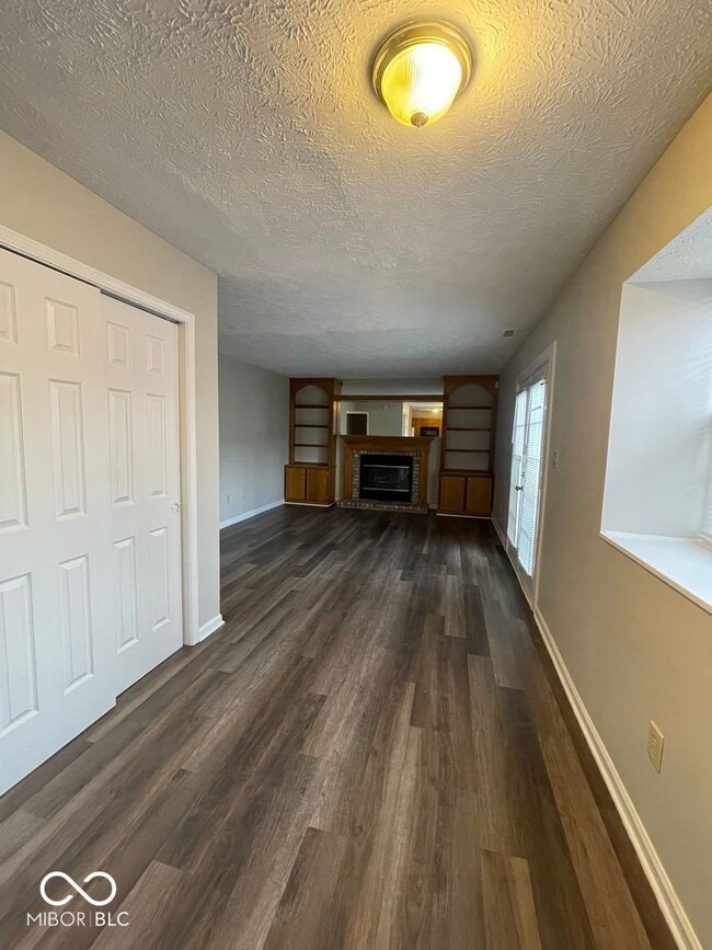 Building Photo - 4436 Victory Cir