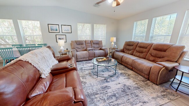 Foto del edificio - 31167 Ave G