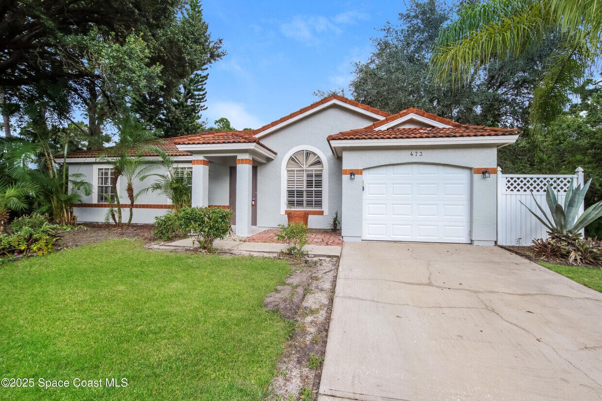 Foto principal - 473 Birch Ave SW