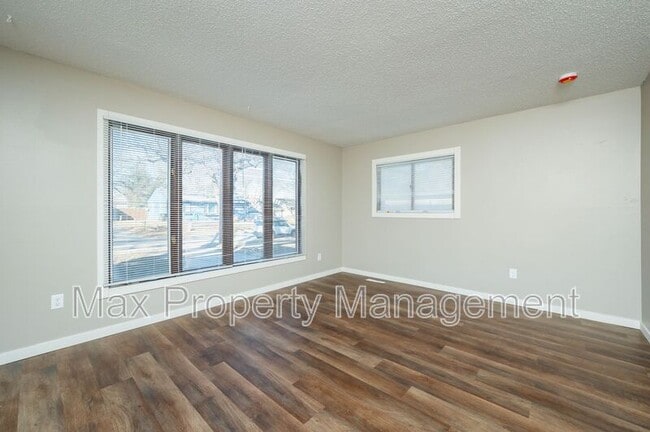 Foto del edificio - 3917 SW 3rd St