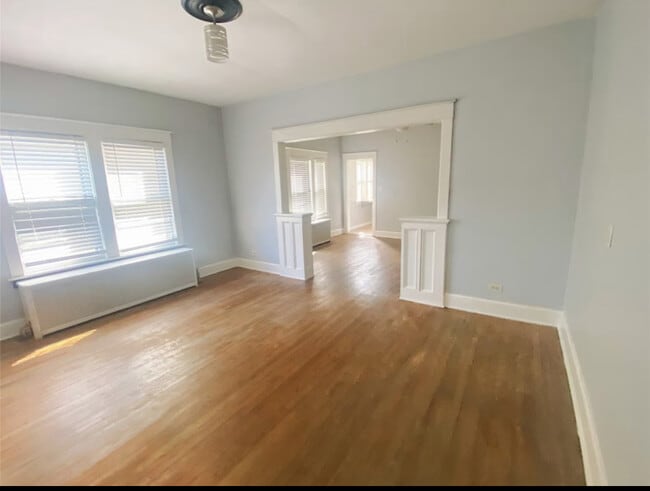 Building Photo - 28 Albert St