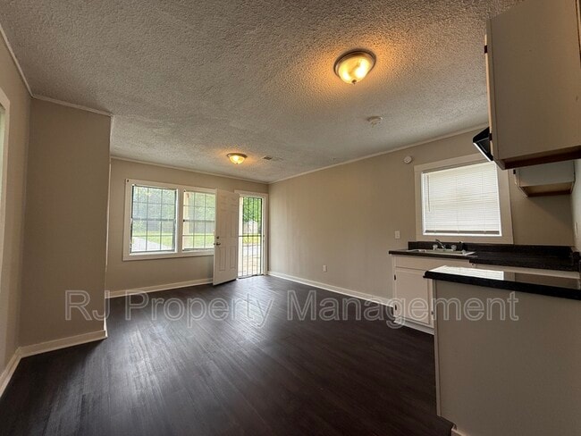 Photo - 1659 Patton St House