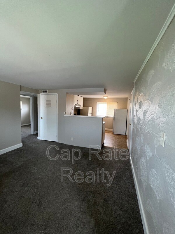 Foto del edificio - 3632 Cushing Dr