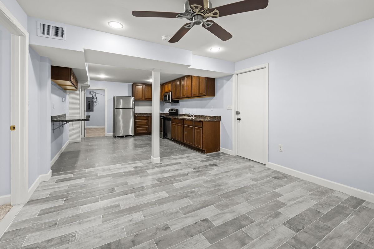 Foto principal - 7637 Seans Terrace