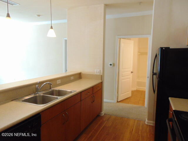 Foto del edificio - 8290 Park Way