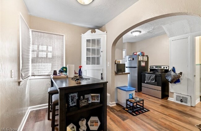 Foto del edificio - 1544-1546 Logan Ave NW