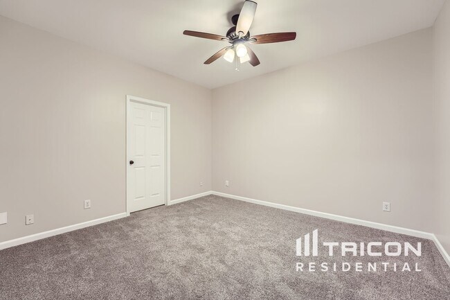 Foto del edificio - 5005 Wiltshire Ln