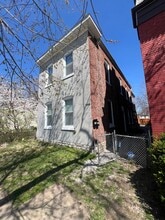 Building Photo - 209 Schirmer St