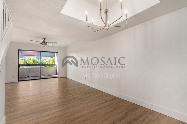 Photo - 1215 E Lemon St Townhome