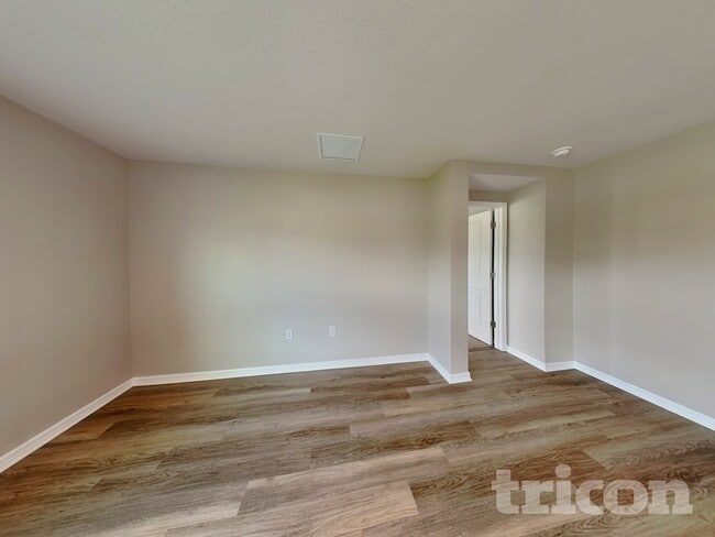 Foto del edificio - 4611 Dusky Dawn Ln