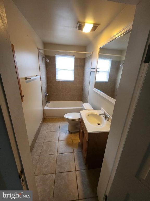 Foto principal - 133 Humbird St