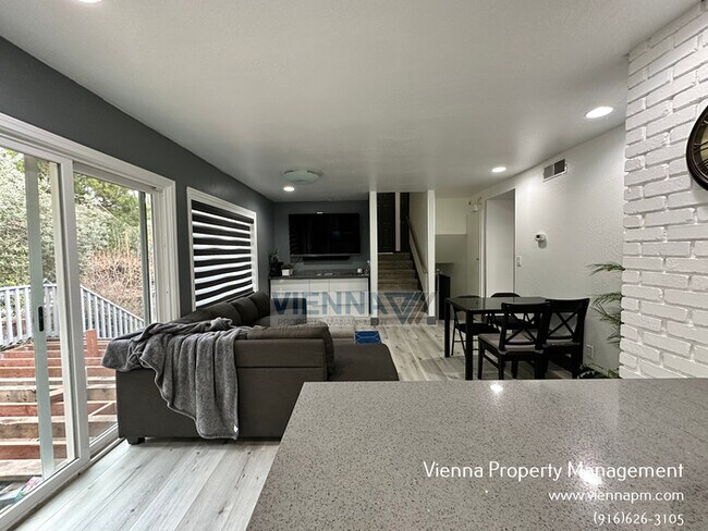 Building Photo - 3215 Midas Ave