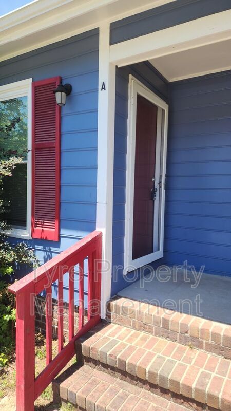 Building Photo - 303-A Alice Drive