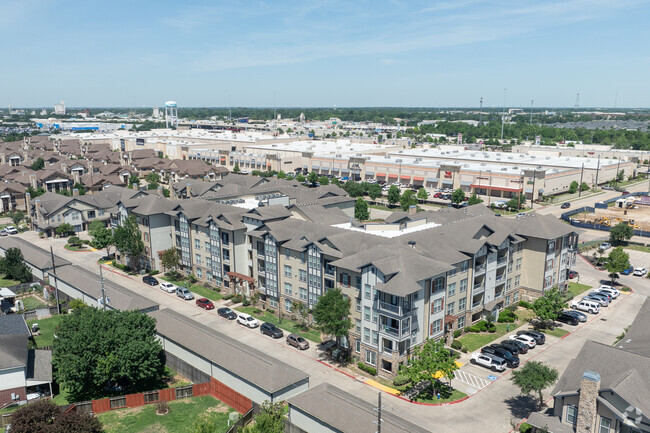 Contexto - Katy Ranch Apartments