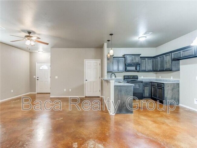 Building Photo - 820 Aspen Dr