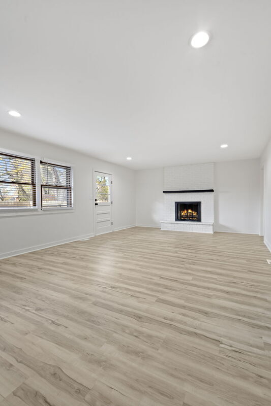 Building Photo - 6136 Hickorywood Dr