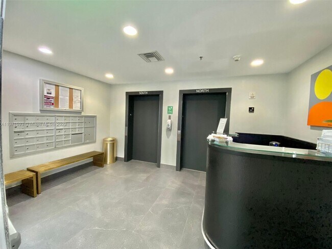 Building Photo - 5970 Indian Creek Dr