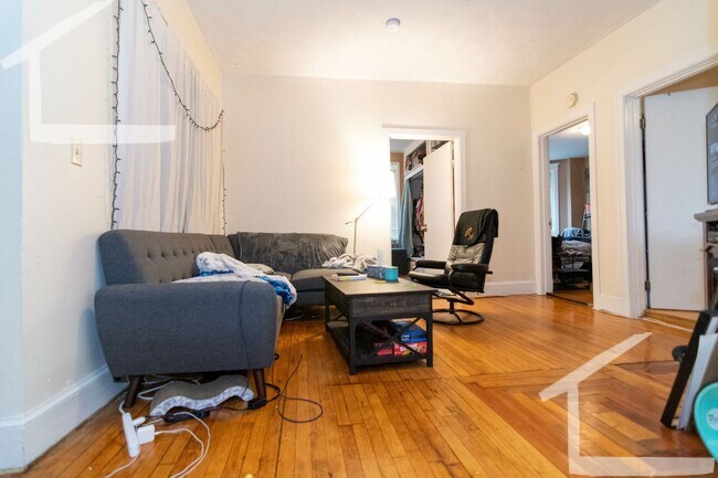 Foto del edificio - 6 Glenville Ave