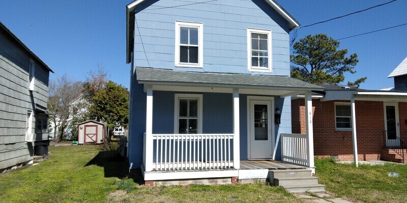 Primary Photo - 410 W Colonial Ave