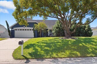 Building Photo - 5517 Loma Vista Dr E