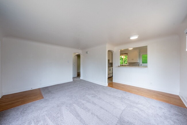 Building Photo - 851 S 54th St