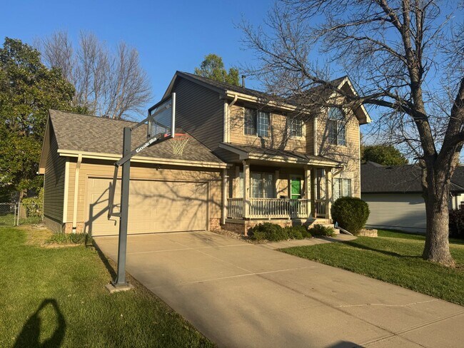 Foto del edificio - Spacious Papillion home with modern comfor...