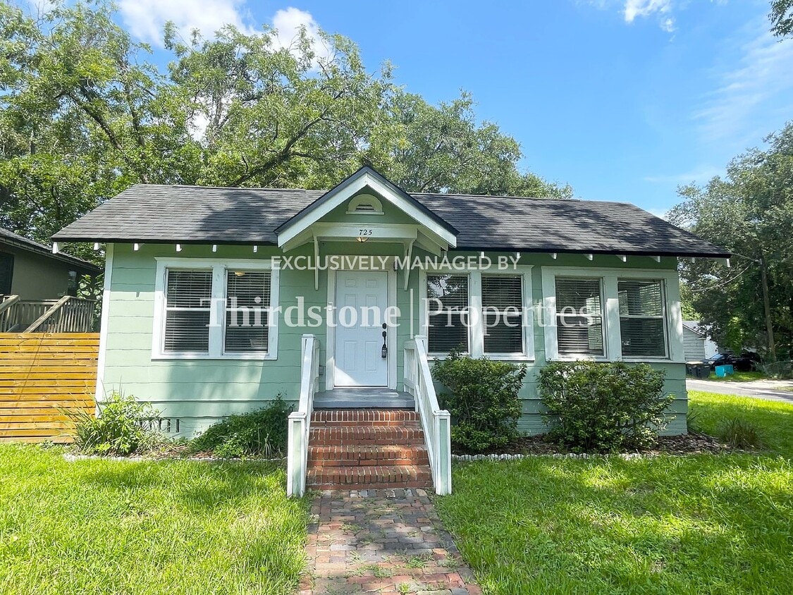 Foto principal - 725 Cherokee St