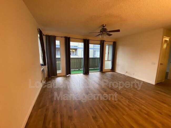 Foto del edificio - 91-269-269 Hanapouli Cir