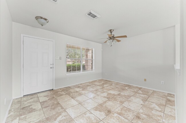 Building Photo - 12251 Noco Dr