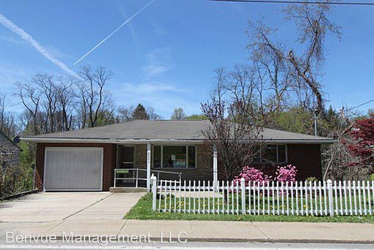 Primary Photo - 3 br, 2 bath House - 2643 Main St
