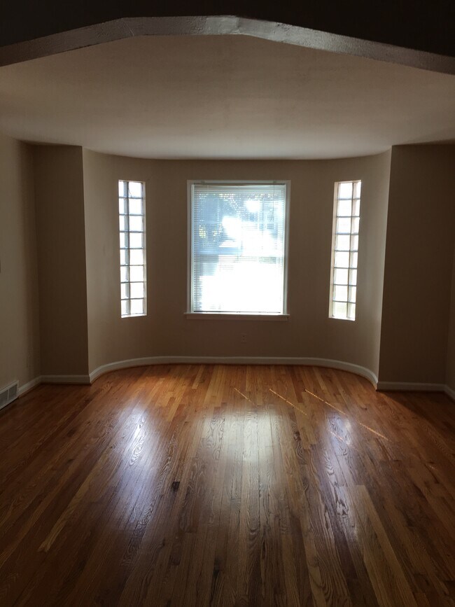 Foto del edificio - 7441 Delmar Blvd