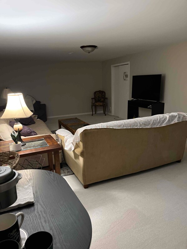 1918 Porter Ave, Anoka, MN 55303 Apartment for Rent in Anoka, MN