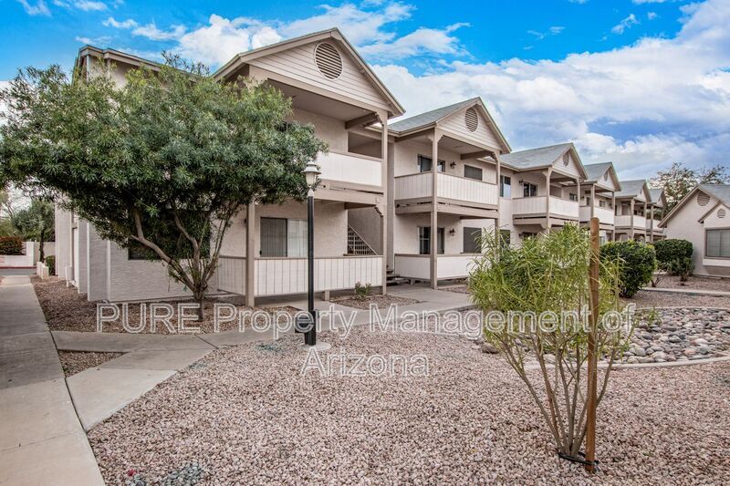 Primary Photo - 616 S Hardy Dr