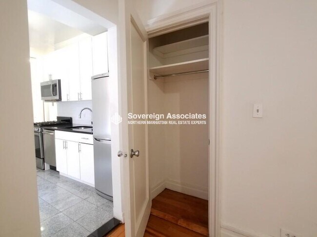 Building Photo - 652 W 163rd St