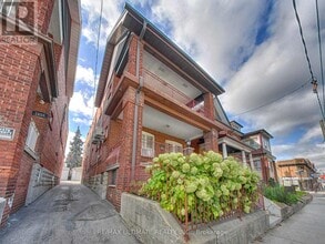 Building Photo - 1652 Dufferin St