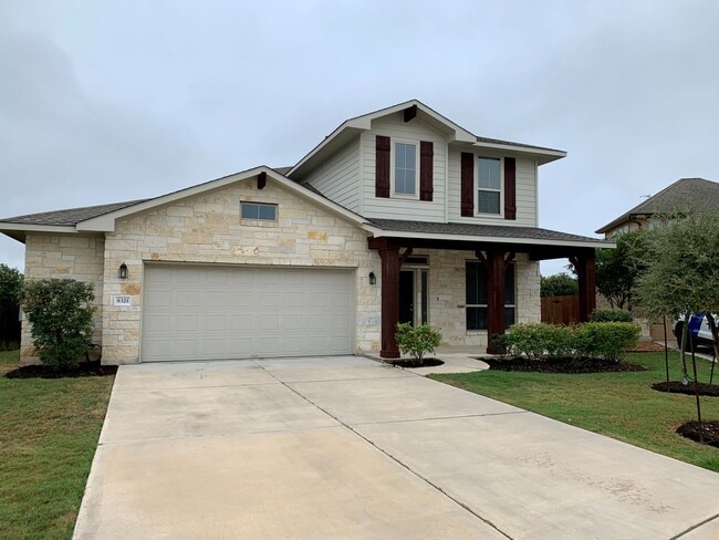 Building Photo - Beautiful 4 bedroom, 2.5 bathroom home in ...