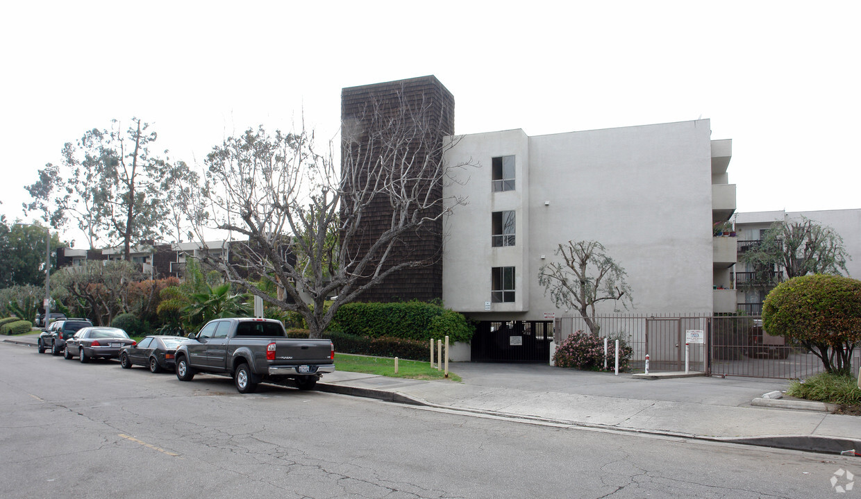 Foto del edificio - Walnut Glen Apartments