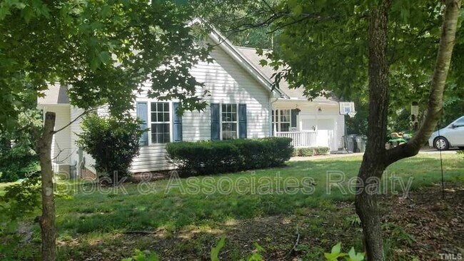 Foto del edificio - 240 Beaver Ridge Dr