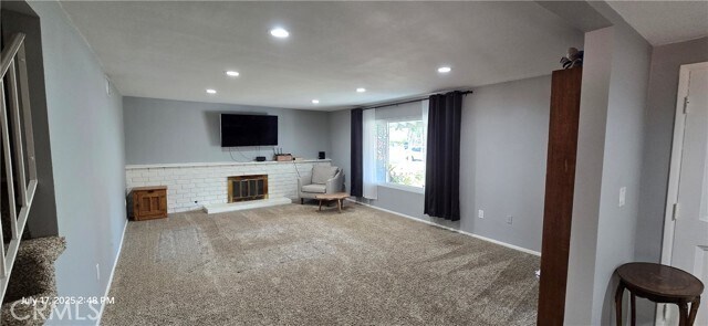 Building Photo - 2051 Rancho Dr