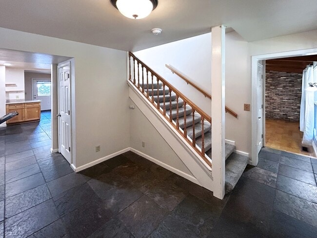 Photo - 2109 Alder St House