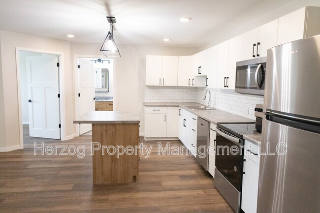 Foto del edificio - 1740 Willow St