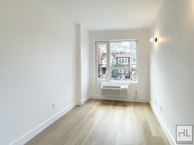 Foto del edificio - President Street / Spacious 1-Bed 1-Bath /...