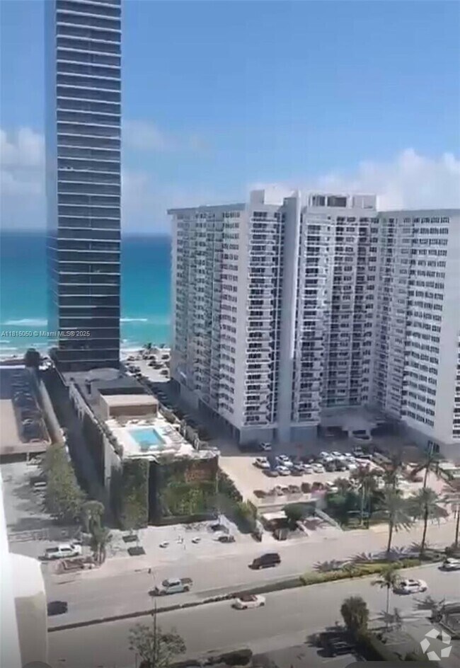 Building Photo - 1985 S Ocean Dr