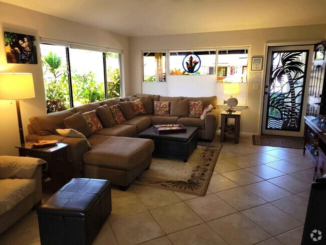 Building Photo - 75-257-257 Malulani Dr